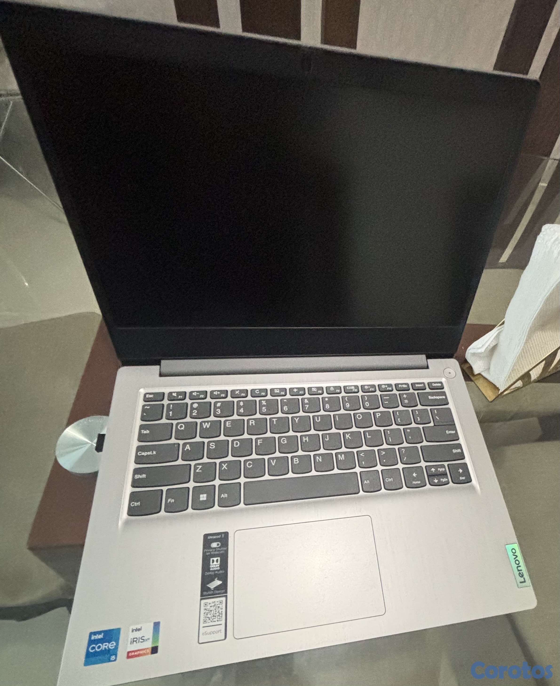 computadoras y laptops - Lapto prácticamente nueva 1