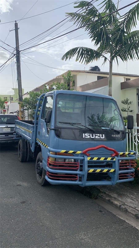 camiones y vehiculos pesados - Vendo Camion Isuzu  3