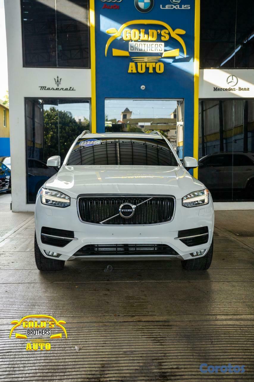 jeepetas y camionetas - Volvo XC90 Momentum 2018 Clean Carfax 2