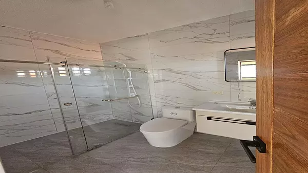 casas - VENDO CASA EN COLINAS DEL OESTE 7