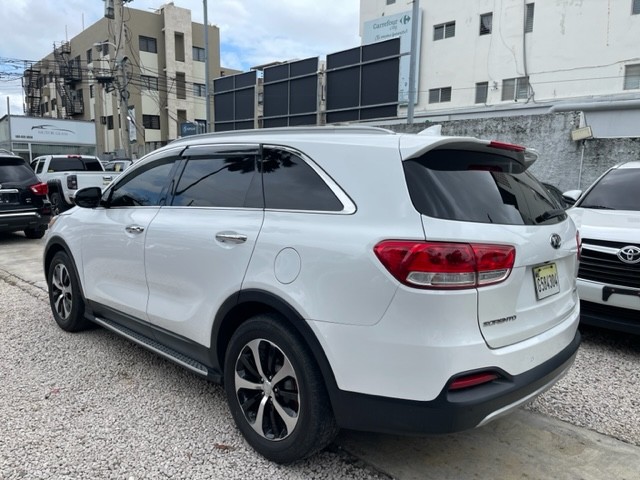 jeepetas y camionetas - Kia Sorento EX-T 2016 4