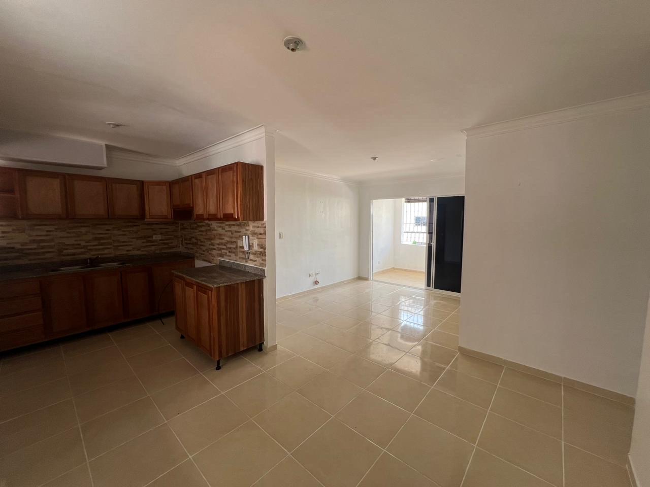 apartamentos - vendo apartamento 2do piso en la autopista de san Isidro con 2 parqueos  6