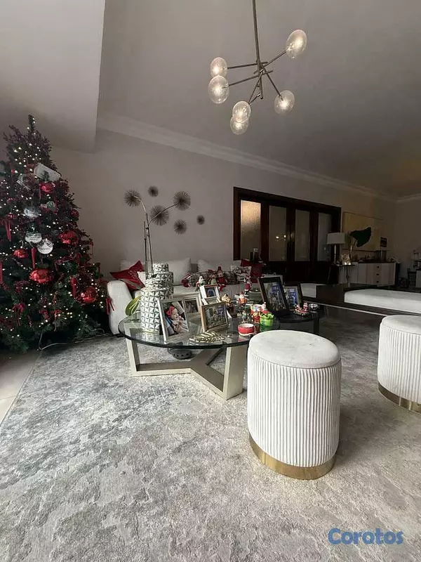 apartamentos - Venta | 2do nivel con terraza en Evaristo Morales 2