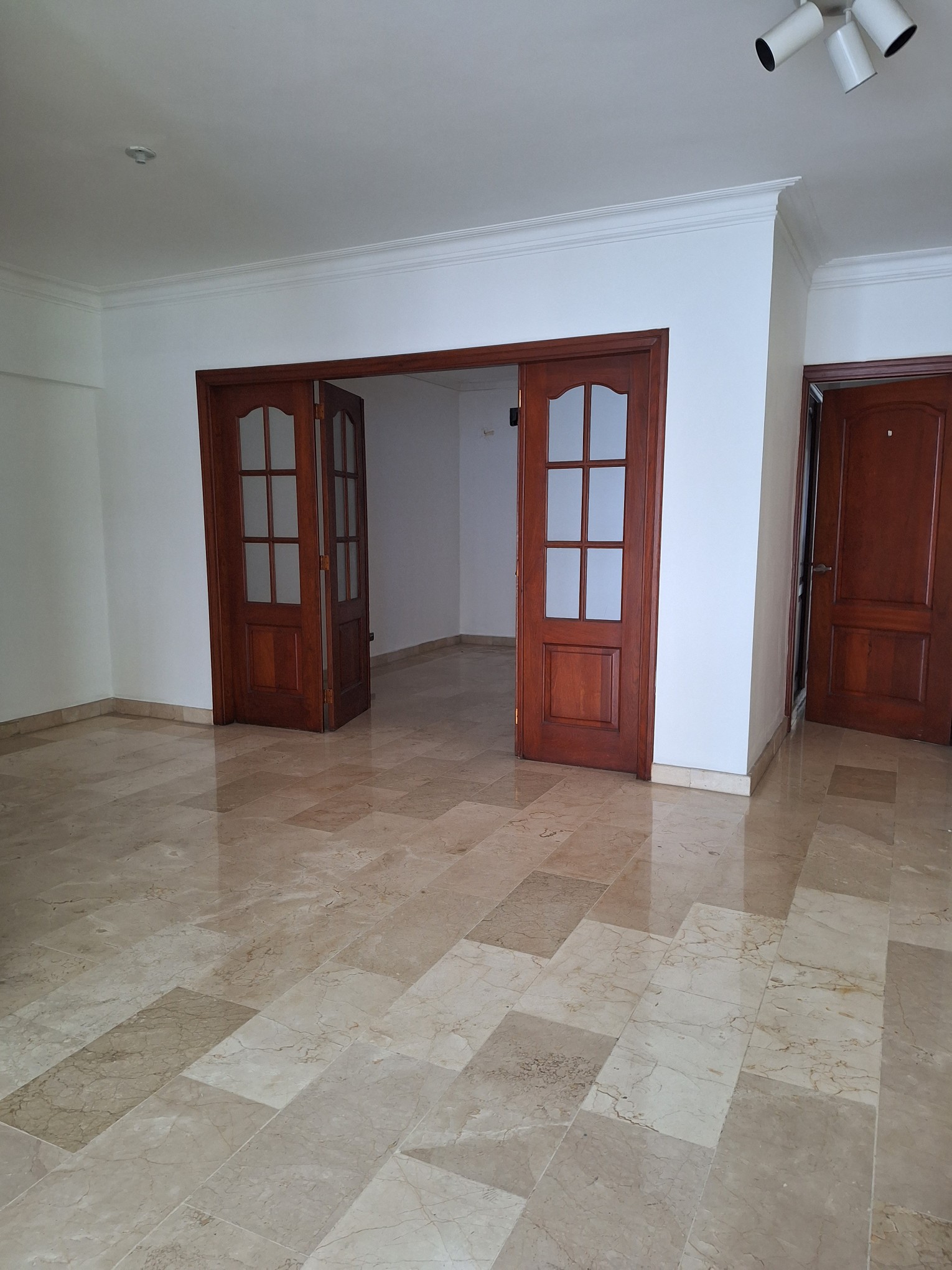 apartamentos - Sin intermediarios Vendo apartamento en Piantini asc planta estudio  4