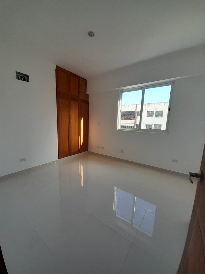 apartamentos - SE VENDE APARTAMENTO EN LA ESPERILLA/ CON 2 PARQUEOS SIN INTERMEDIARIOS  7