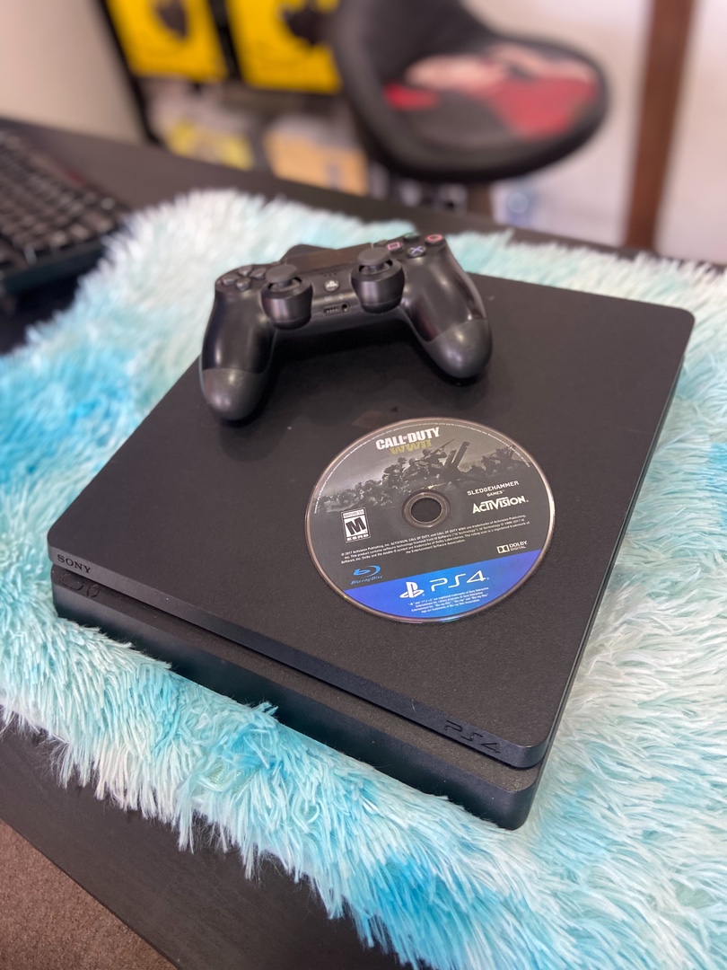consolas y videojuegos - Playstation 4 slim 1tb más 1 juego 