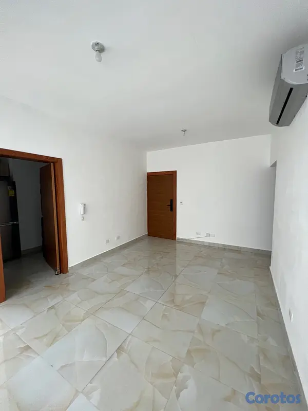 apartamentos - Apartamento con línea blanca en NACO  5