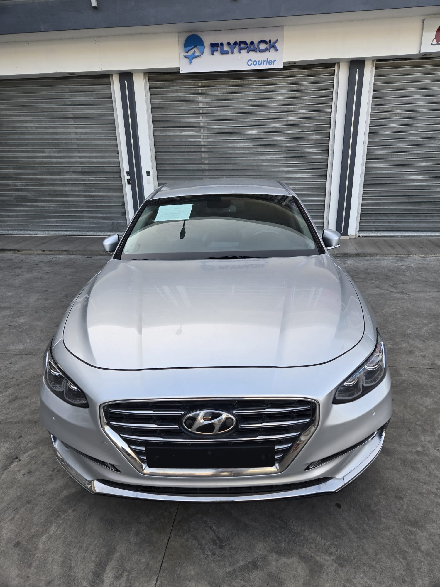 carros - HYUNDAI GRANDEUR 2018 GRIS 1