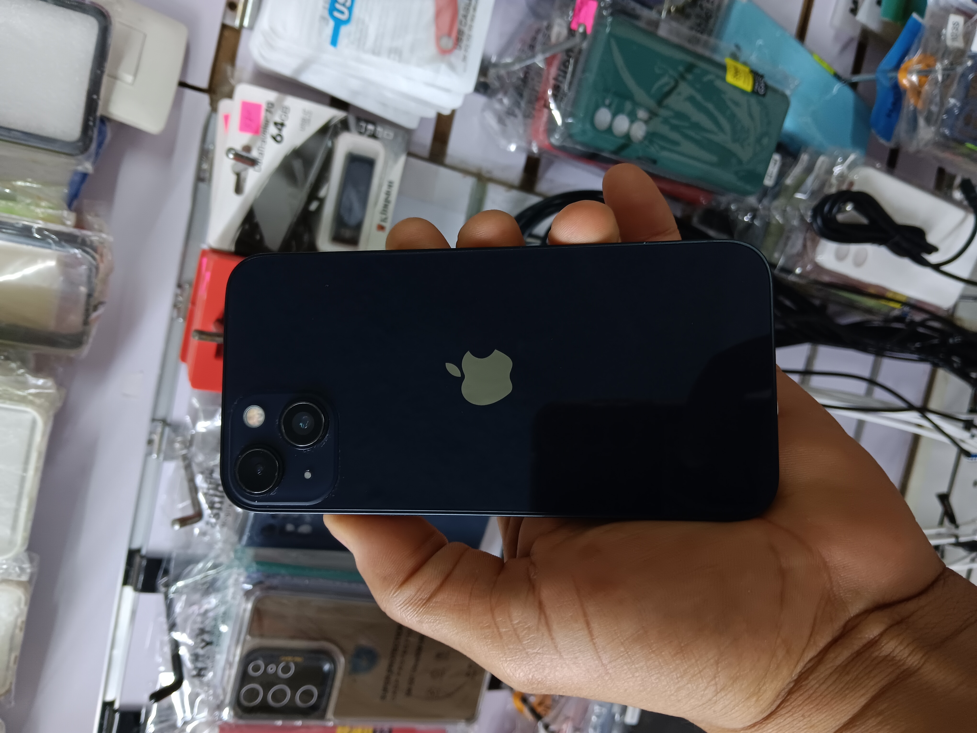 celulares y tabletas - Iphone 13 3