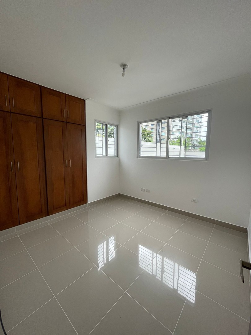 apartamentos - PRIMER NIVEL DISPONIBLE EN VILLA MARÍA, SANTIAGO
Residencial Augusto III 4