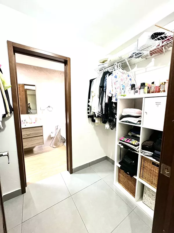 apartamentos - *📍Serrallés * Apartamento en venta Amplio 7