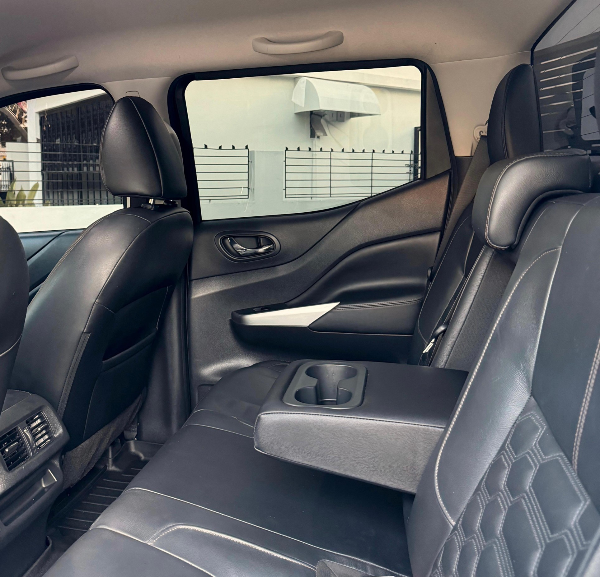 jeepetas y camionetas - Nissan frontier 2022 7