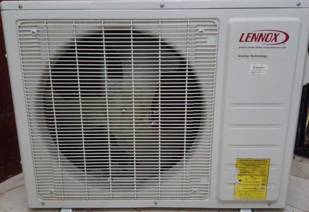 aires acondicionados y abanicos - Aire acondicionado Lennox de 24 