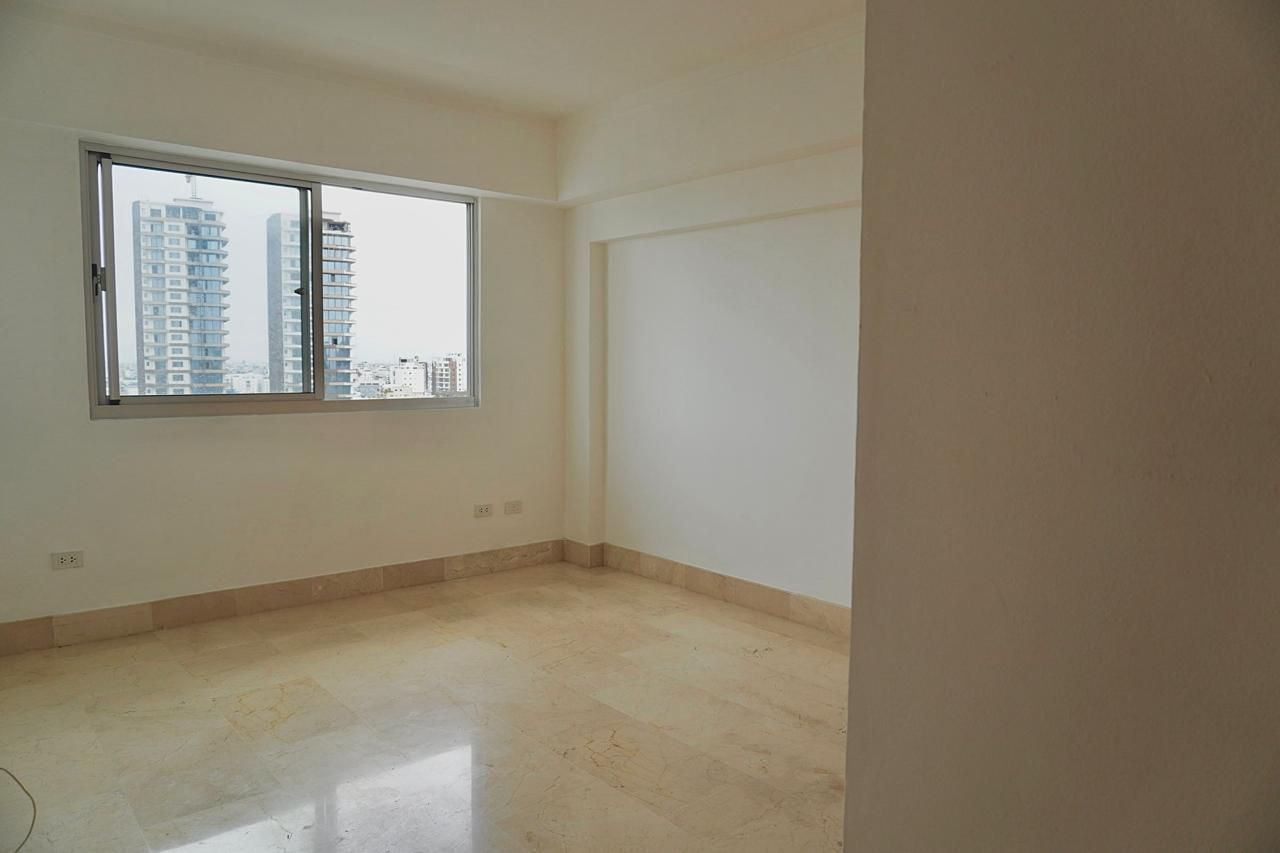 apartamentos - Vendo Apartamento En Piantini 3