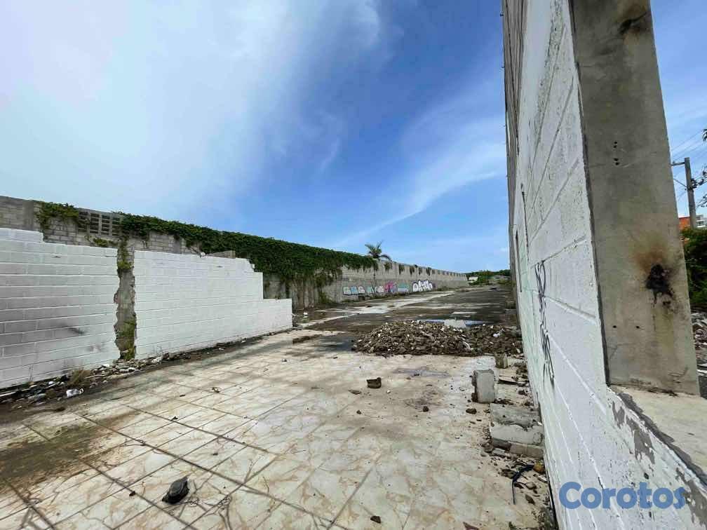 solares y terrenos - Terreno comercial residencial venta San Isidro Santo Domingo Este 6