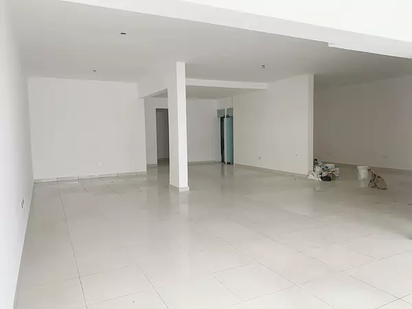 oficinas y locales comerciales - Local bella vista  3