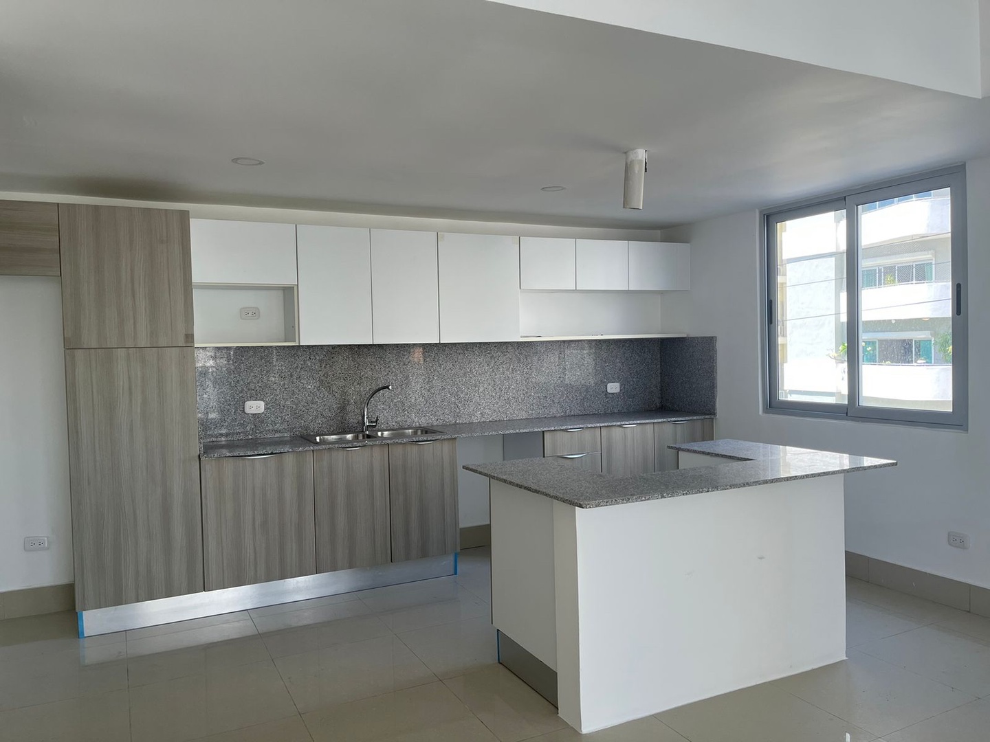 apartamentos - Apto a estrenar en Evaristo Morales 4
