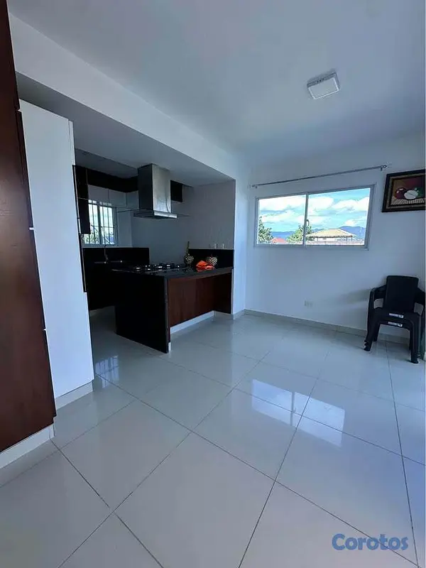 apartamentos - Se Vende Este Hermoso Apartamento en Las Piraguas, 4