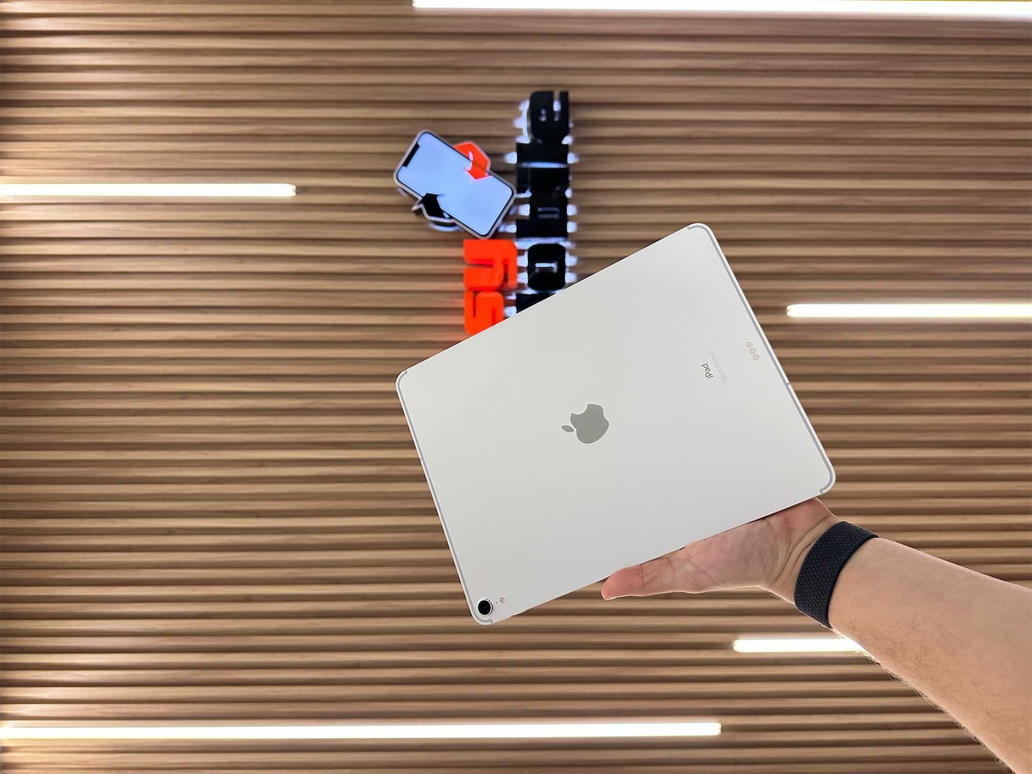 celulares y tabletas - iPad Pro 12.9" 3ra Gen 256GB WIFI + CELLULAR 0
