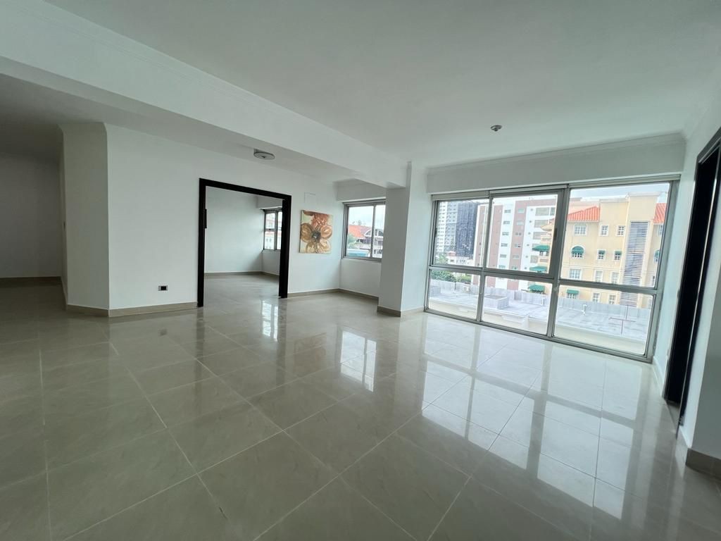 apartamentos - vendo Apartamento en la Esperilla
 piso 7 
 369 metros, 
precio: US$385,000
  2
