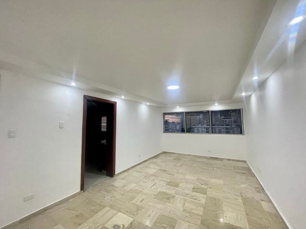 apartamentos - --SIN INTERMEDIARIOS RENTO APARTAMENTO SE PUEDE USAR COMO OFICINA-- -.
 7