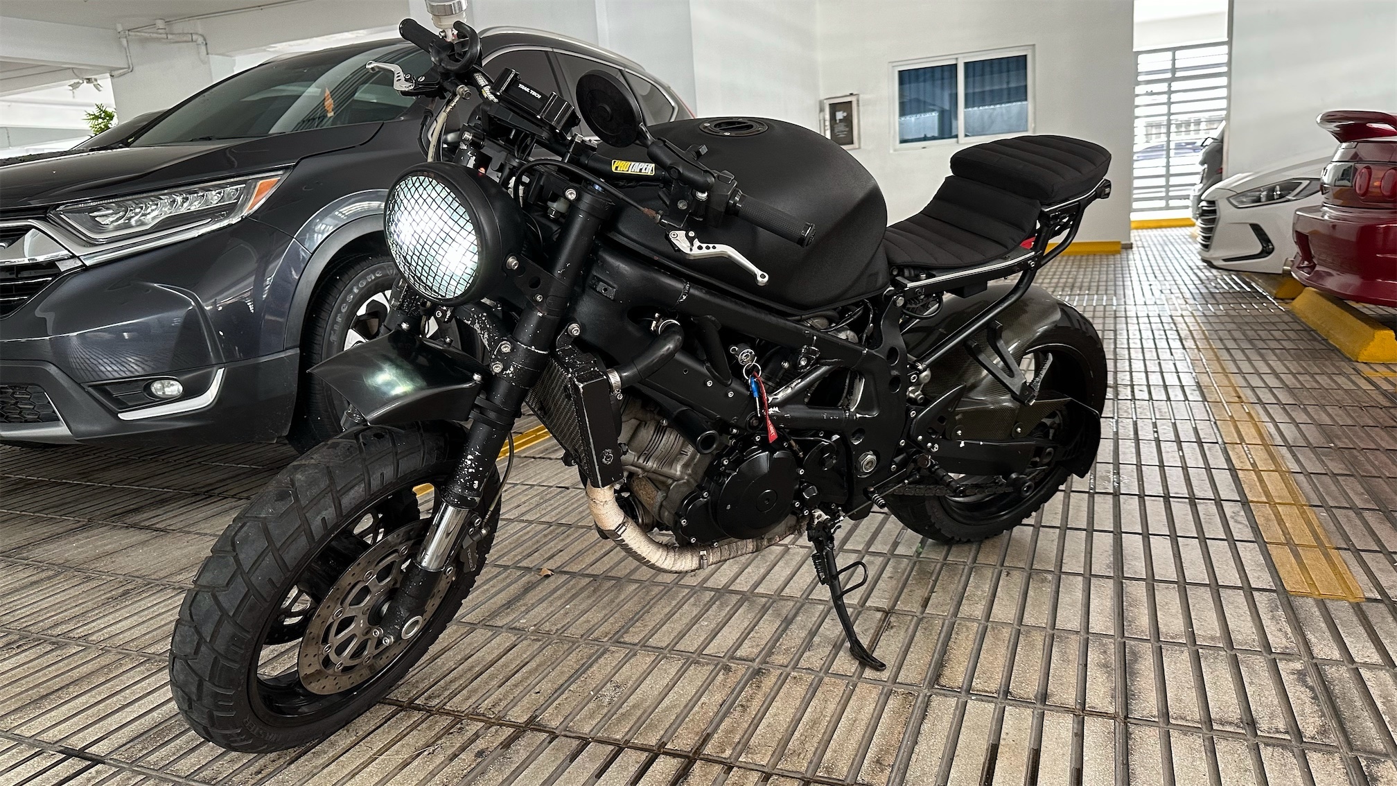 motores y pasolas - Suzuki TL1000s: Cafe Racer; Dirt Tracker
(Ducati, Yamaha, Honda, Suzuki, BMW)