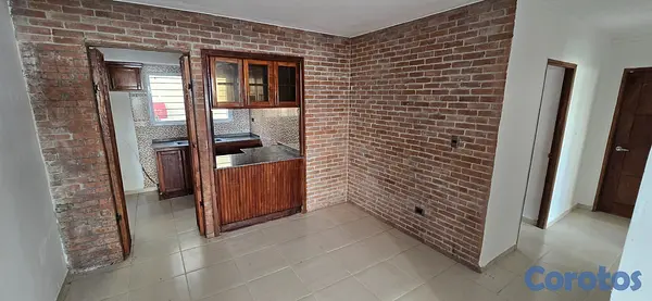 apartamentos - Venta Apartamento 2do piso en Residencial Jardines 10