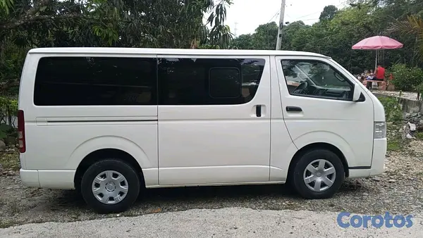 jeepetas y camionetas - Toyota Hiace, oferta 2