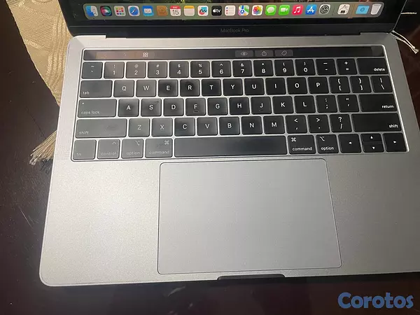 computadoras y laptops - MacBook Pro 13 2019 i7 2.8ghz, 16gb ram, 1tb ssd 7