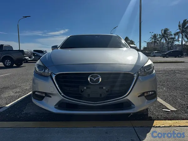carros - 🚗 Mazda Axela 2018 (Mazda 3)  – Excelente condició 11