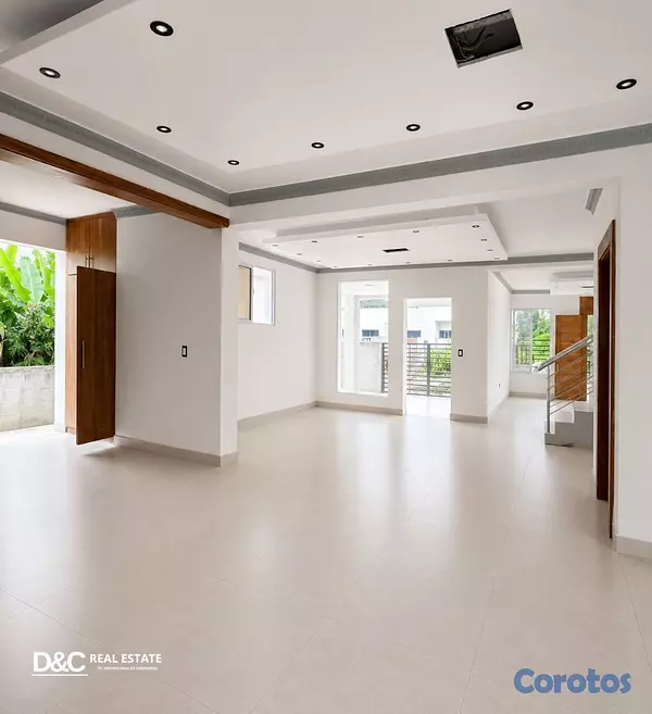 casas - 🏡 CASA DE OPORTUNIDAD EN PUERTO PLATA 🌴 A solo 5 m 5