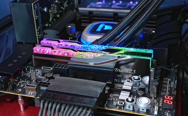 computadoras y laptops - Memoria ram 64Gb G skill trident z5 royal neo series  7