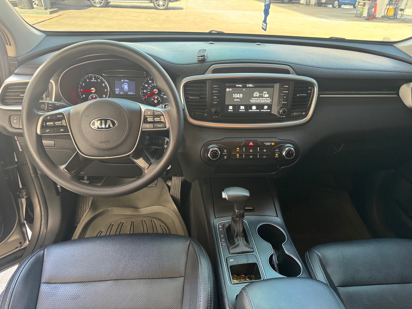 jeepetas y camionetas - Kia Sorento 2019 Lx Clean Carfax Excelentes Condiciones 4