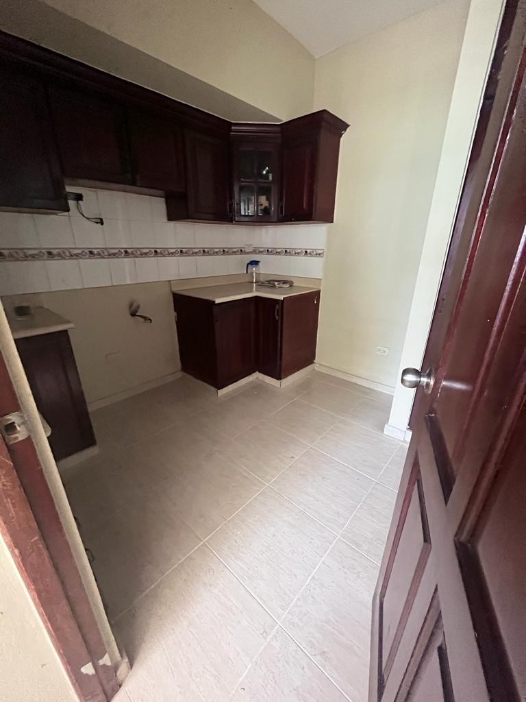 apartamentos - APARTAMENTO DE OPORTINIDAD EN EL MILLON SEGUNDO NIVEL  2