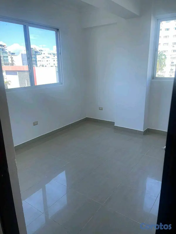 apartamentos - apartamento en Bella Vista torre con ascensor planta  6