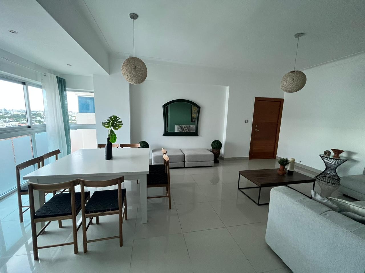 apartamentos - Sin Intermediarios En renta Aproximadamente 150 mts2. Sin cuarto del servicio.  3