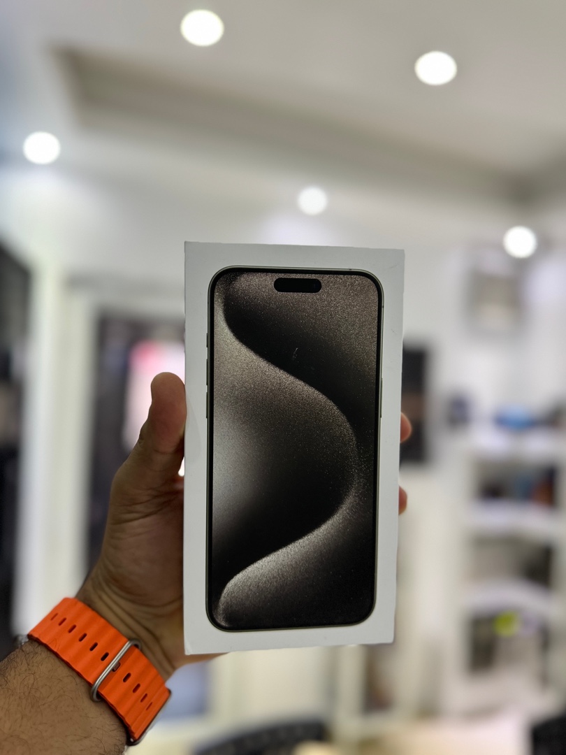 celulares y tabletas - iPhone 15 Pro Max 256GB E-SIM Sellado, Desbloqueado, Garantía, RD$ 75,500 NEG 0