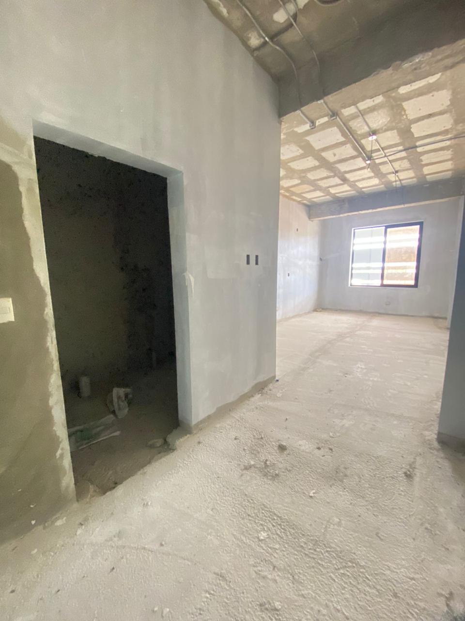 oficinas y locales comerciales - Locales en Vista Cana en Obra Gris venta  1