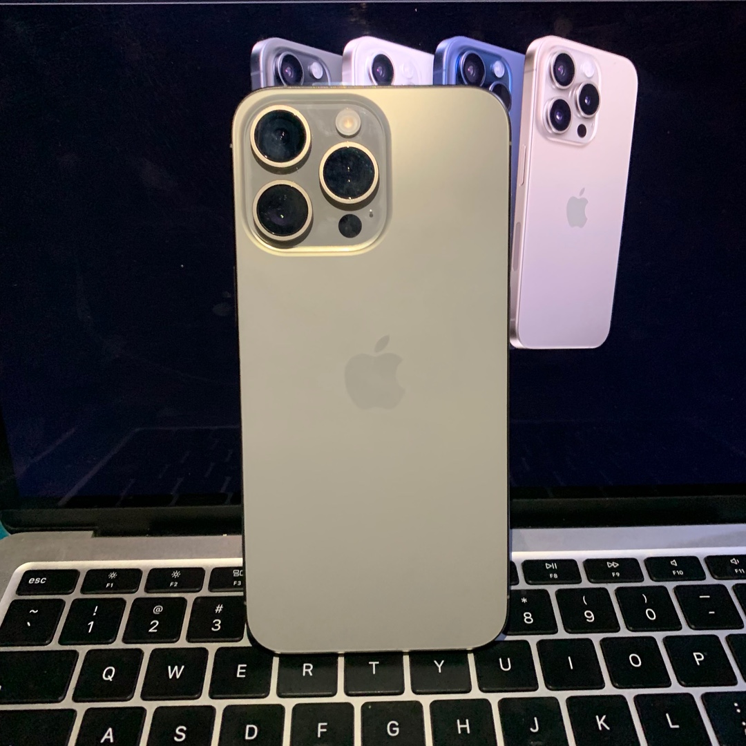 Corotos IPHONE 15 PRO MAX 512GB LOCKED XFINITY