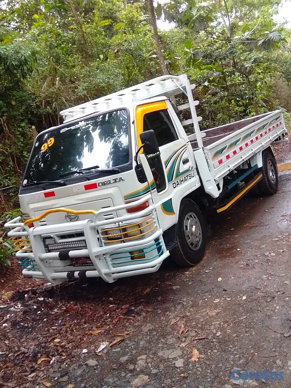 camiones y vehiculos pesados - camión daihatsu 1999 2