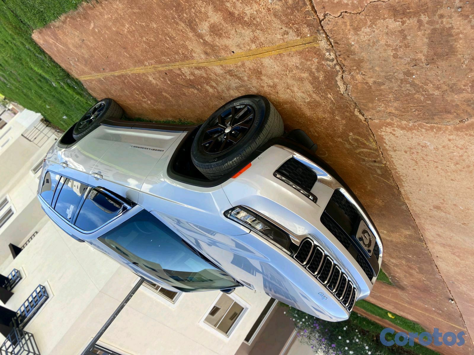 jeepetas y camionetas - Jeep Grand Cherokee L Limited 2022 6