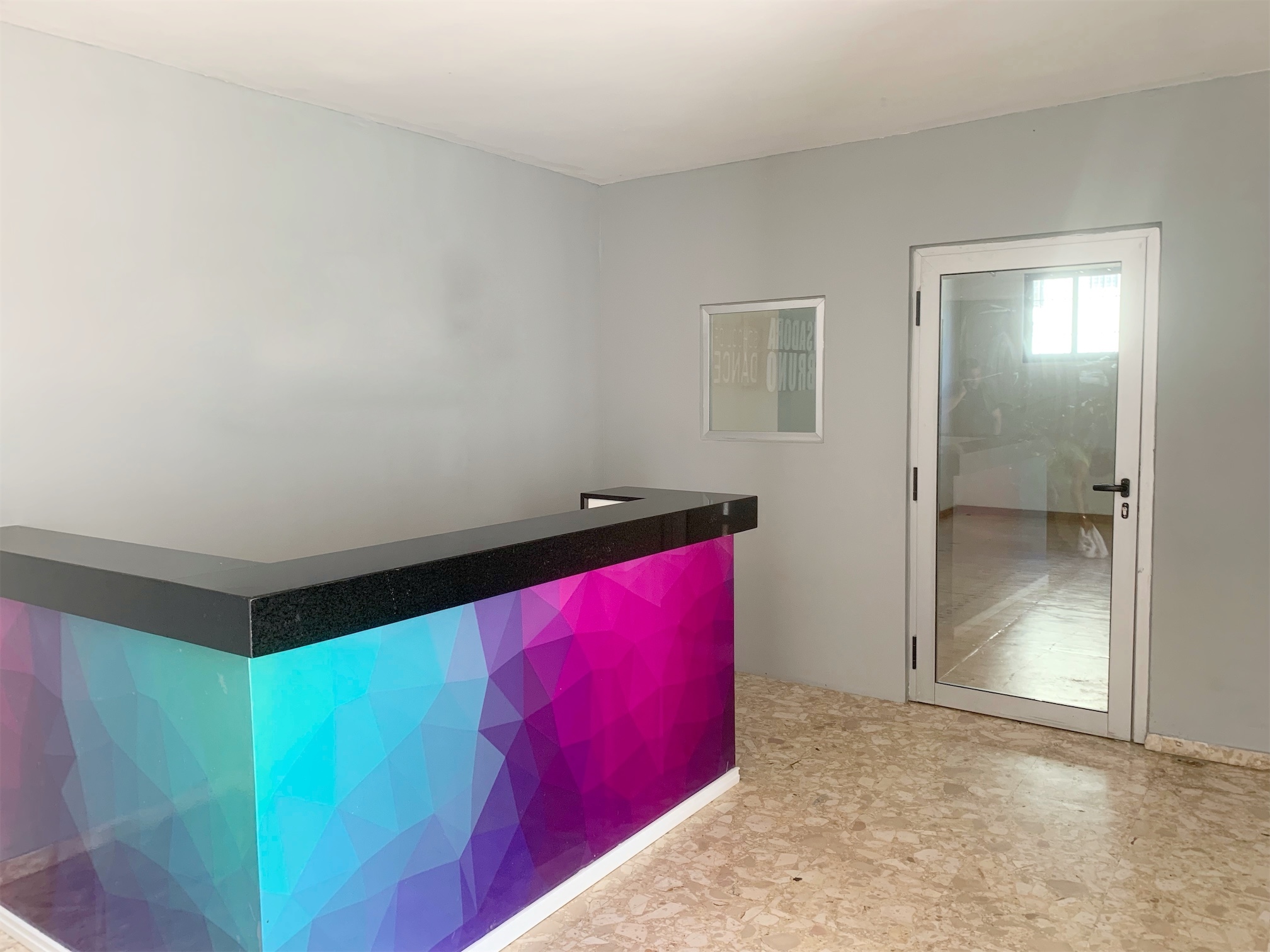 casas - Casa con fines comerciales 800m 3