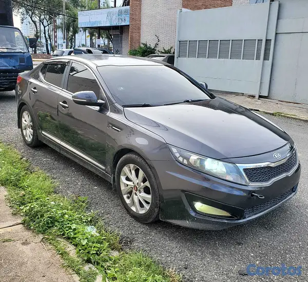 carros - Kia k5 año 2013  10