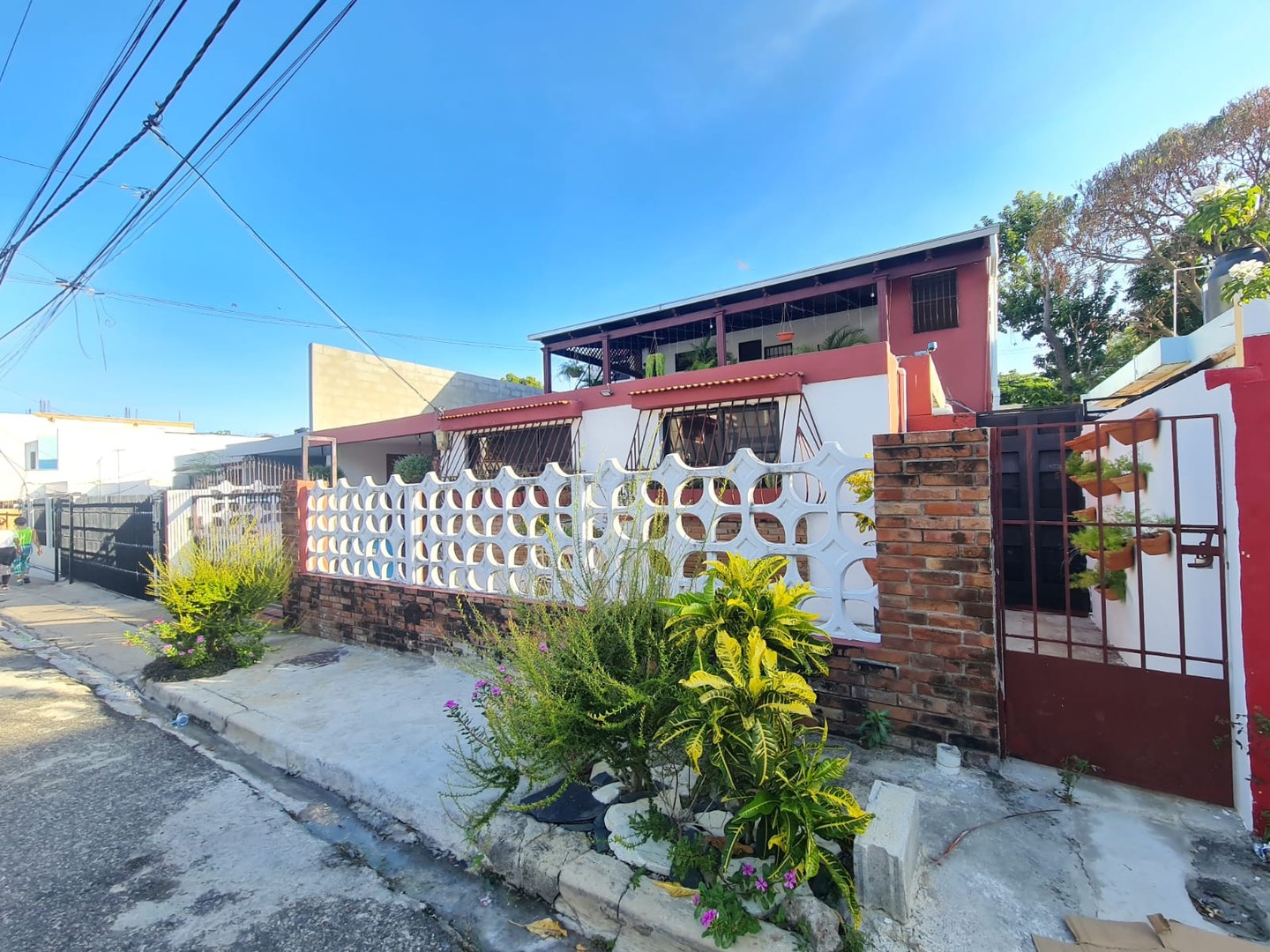 casas - Hermosa casa en venta!

Residencial Santo Domingo, Distrito Nacional.  Rep. Dom. 3