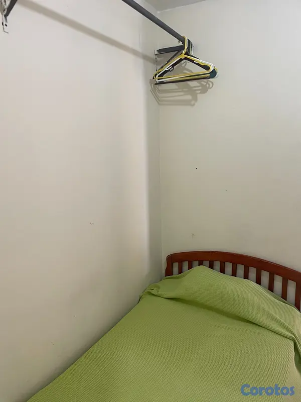 apartamentos - Habitación independiente. Entrada privada. Solo sexo masculino 6