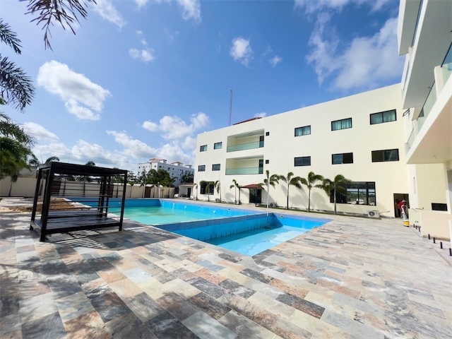 oficinas y locales comerciales - hotel en boca chica con alta rentabilidad  0