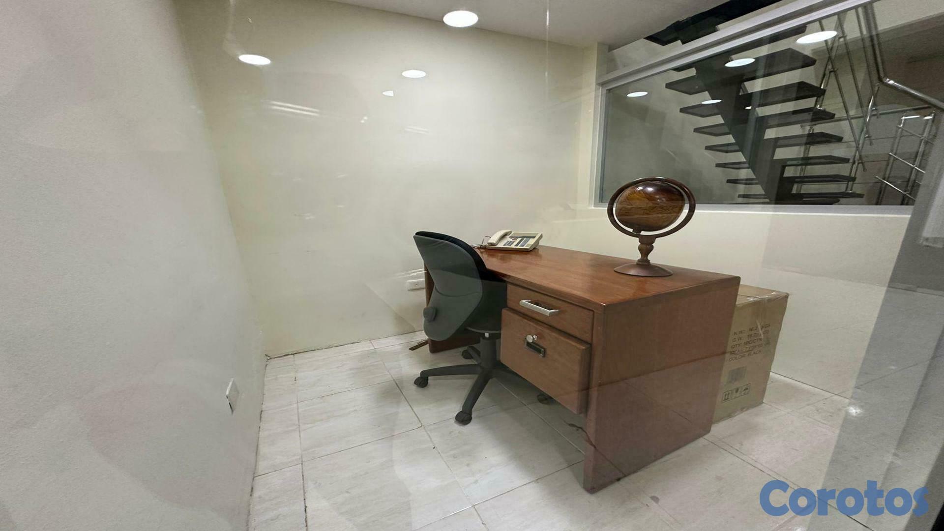 oficinas y locales comerciales - Local en alquiler en la Zona Universitaria 9