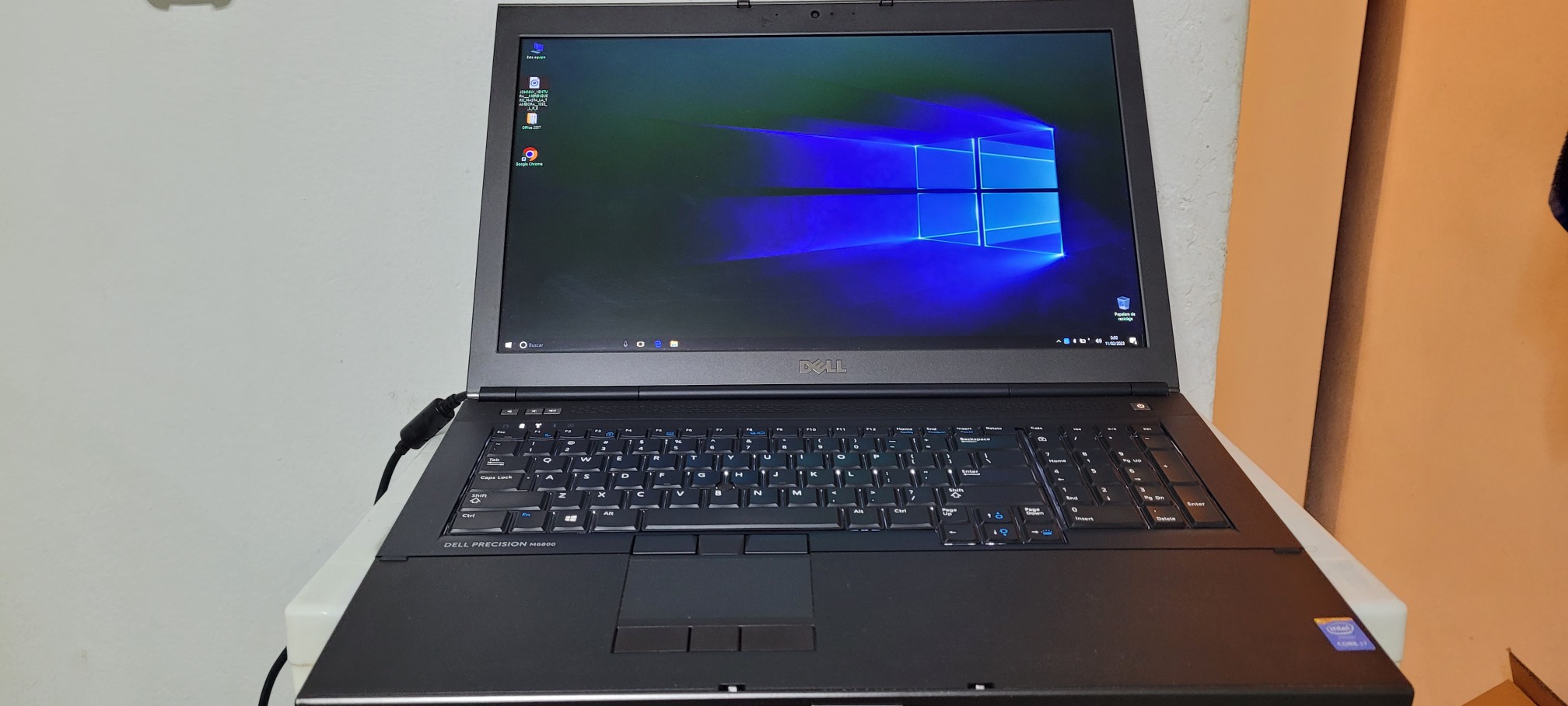 computadoras y laptops - Dell Precision 17 Pulg Core i7 Ram 16gb Disco 512gb Video Aty Radeon R9 2gb