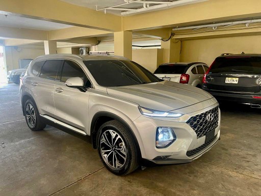 jeepetas y camionetas - Hyundai Santa fe 2020 impecable  5