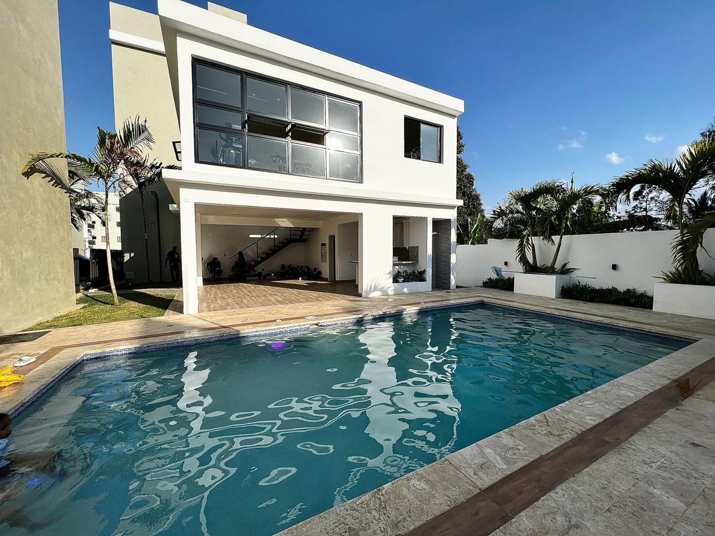 apartamentos - Apartamento Nuevo con Piscina, Llanos de Gurabo 